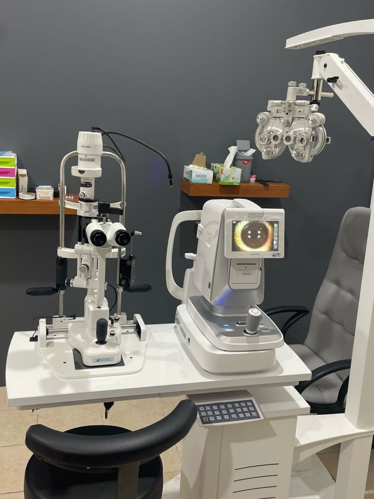 Dr Jesus Lozano Oftalmólogo y retinólogo La Paz BCS 