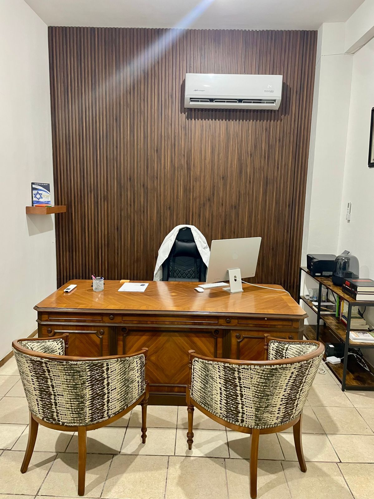 Dr Jesus Lozano Oftalmólogo y retinólogo La Paz BCS 