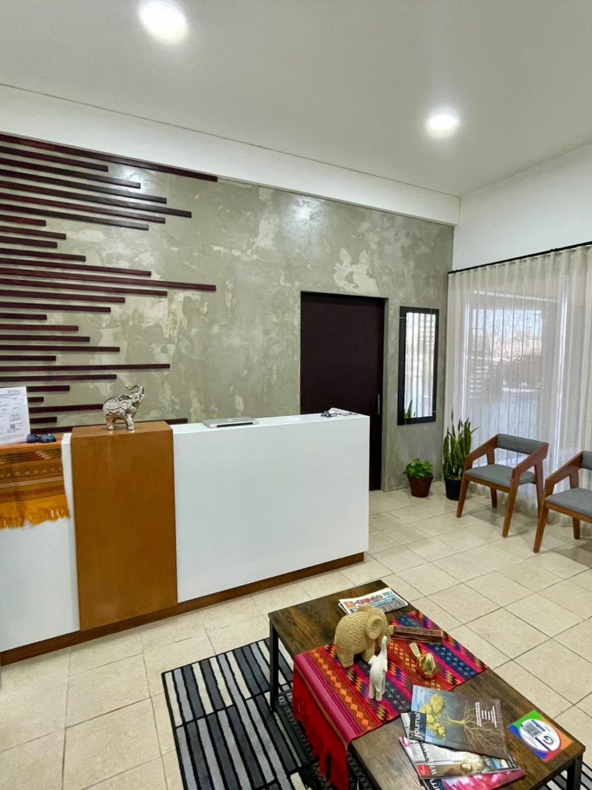 Dr Jesus Lozano Oftalmólogo y retinólogo La Paz BCS 